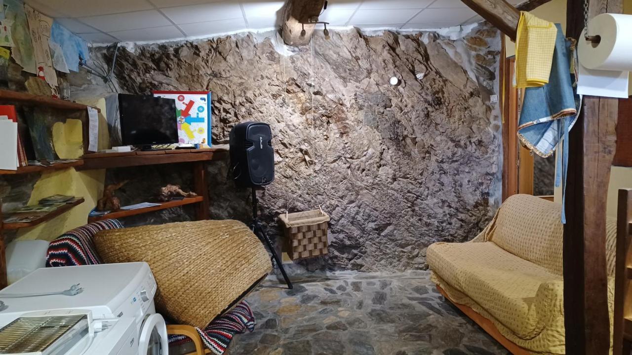 A Palleira Castro Caldelas Ngoại thất bức ảnh